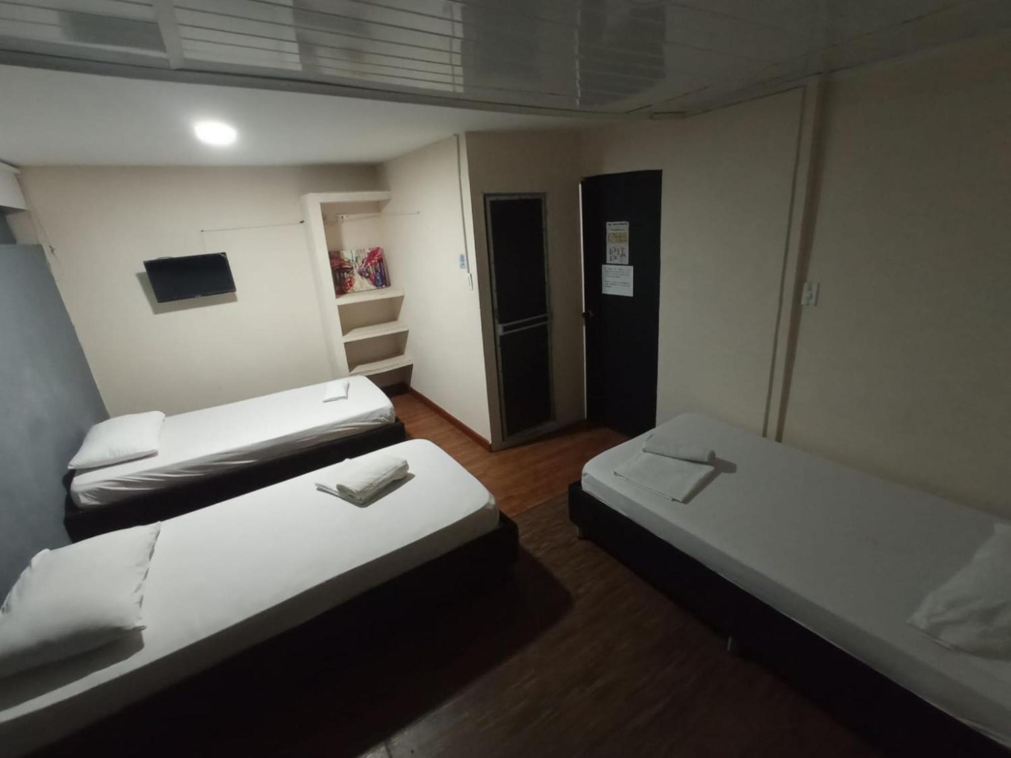 Hostal El Mohan Neiva  Bagian luar foto